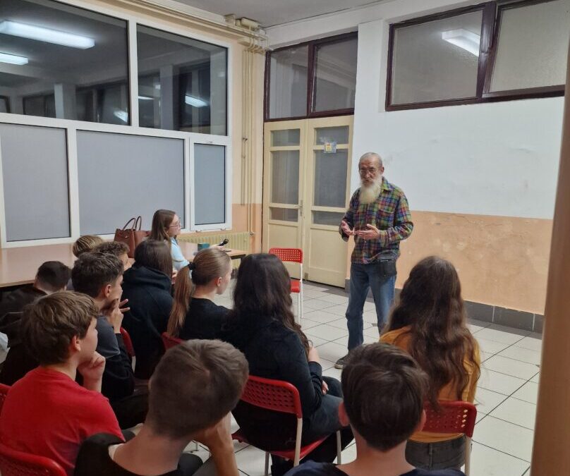 Obraćamo li pozornost na druge oko sebe?