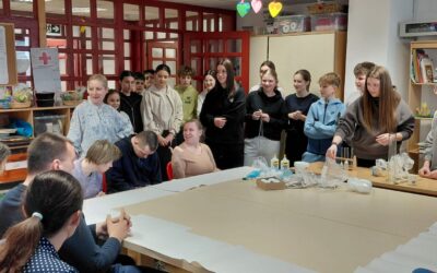 DRUŽENJE SA ŠTIĆENICIMA CRVENOG KRIŽA